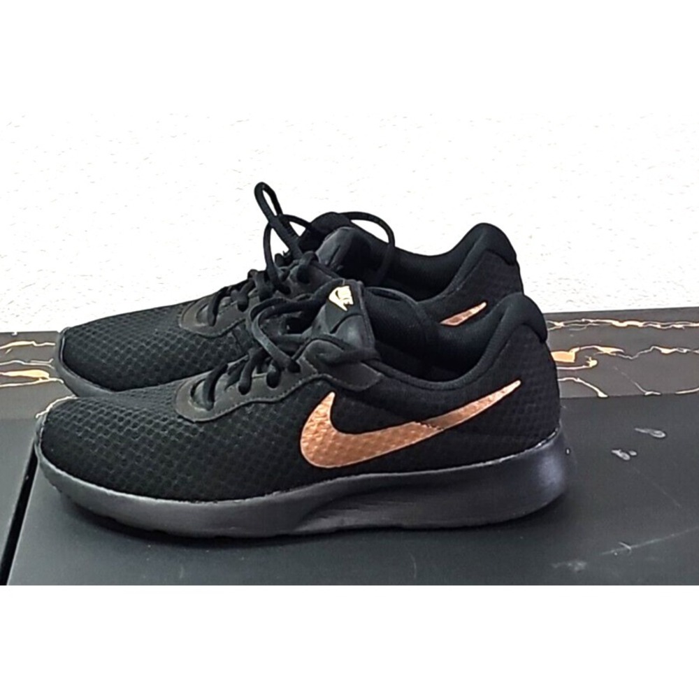 Women's Nike Tanjun Black/Bronze 812655-005 Running Shoe‎ SZ 8.5